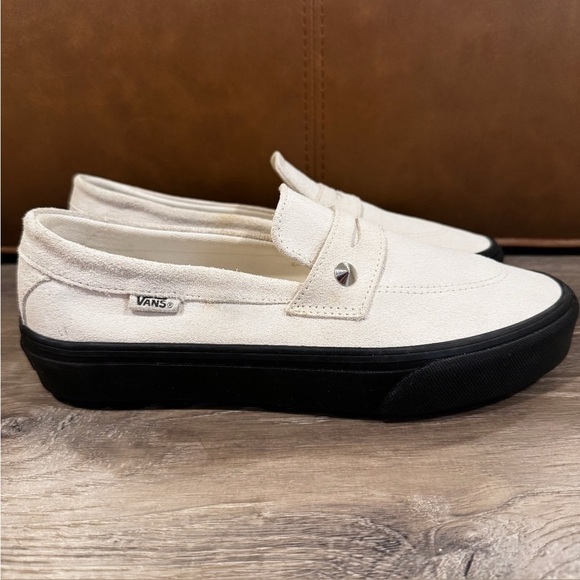 VANS Style 53 White Suede Spiked Slip On Loafers Size 9 - Picture 8 of 12